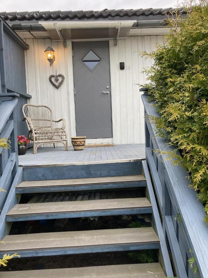 Verningen Apartment Larvik Bagian luar foto